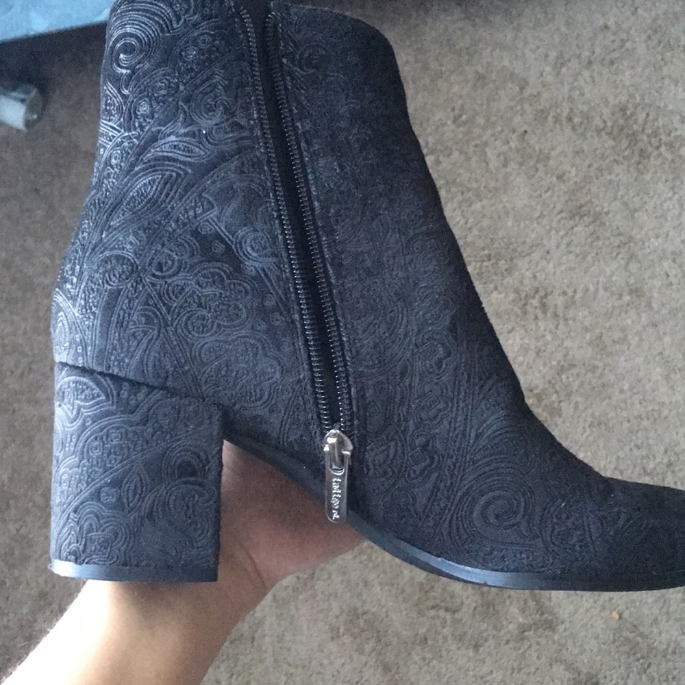 Velour booties - Picture 3 of 4